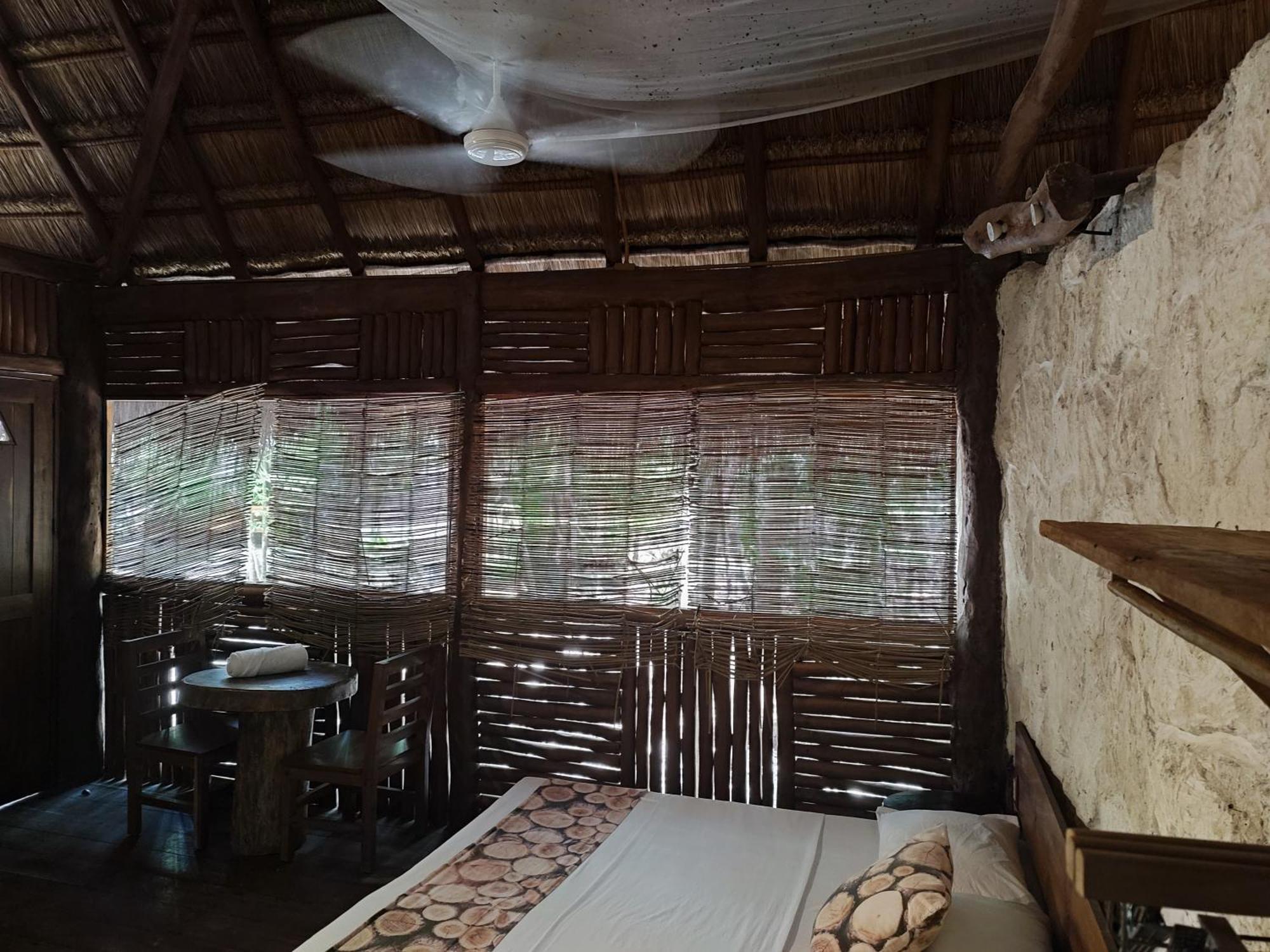 Aldea Maya-Ha Cabanas Con Cenotes Puerto Morelos Exterior photo